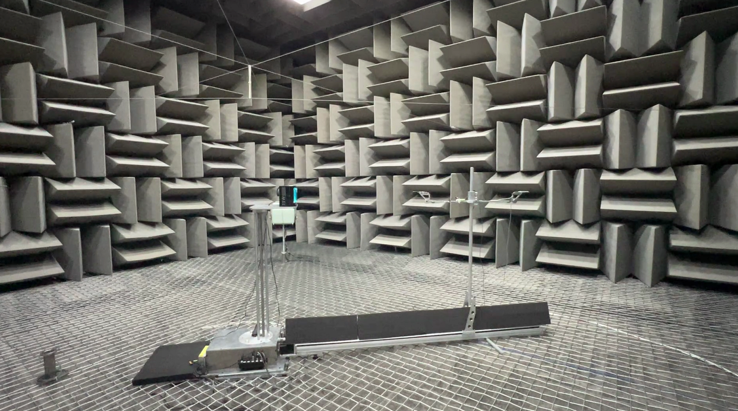 &ldquo;未來已來--高質(zhì)量發(fā)展看廣東&rdquo;網(wǎng)絡(luò)主題宣傳活動(dòng)走進(jìn)東莞,聚焦&ldquo;科技創(chuàng)新+先進(jìn)制造&rdquo;